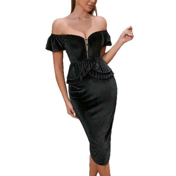 Robe de soirée pour femme sur mesure avec design off-shoulder et détails en volants Levoire
