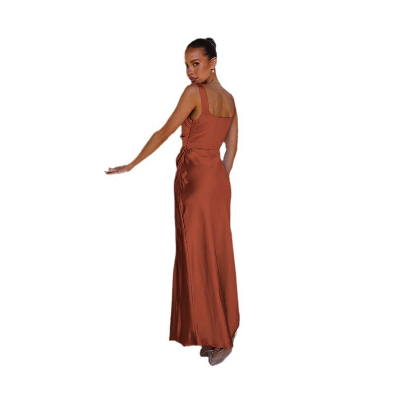 Robe maxi élégante pour femmes avec fente latérale et bretelles fines Levoire