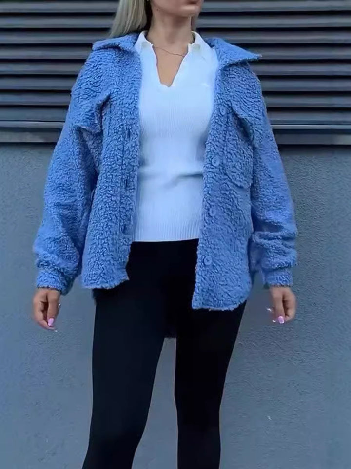 Veste en polaire décontractée pour femmes avec poches pratiques et détails de boutons Levoire