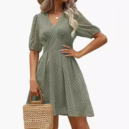 Robe femme avec manches bouffantes ¾ et décolleté en V Levoire