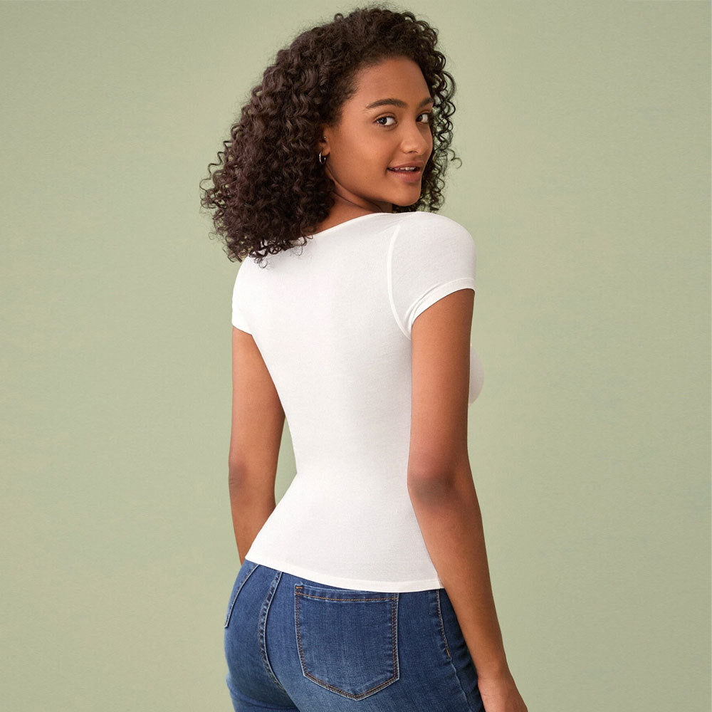 T-shirt ajusté pour femmes avec un décolleté en V profond et des manches courtes Levoire