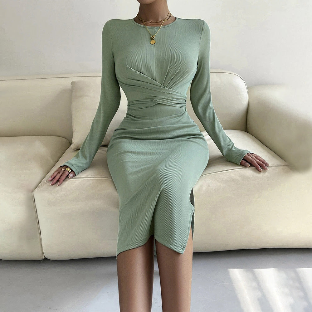 Robe enveloppante ajustée pour femmes avec manches longues et élégant effet de drapé Levoire