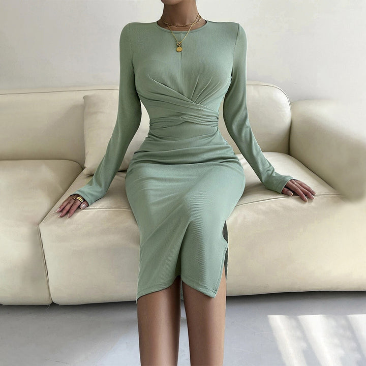 Robe enveloppante ajustée pour femmes avec manches longues et élégant effet de drapé Levoire