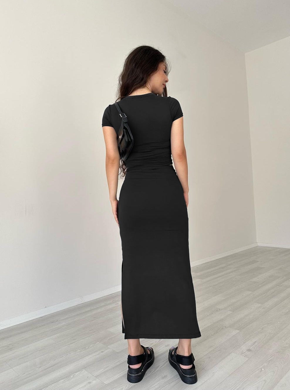 Levoire | Noir Col Rond Crop Top Et Jupe Set