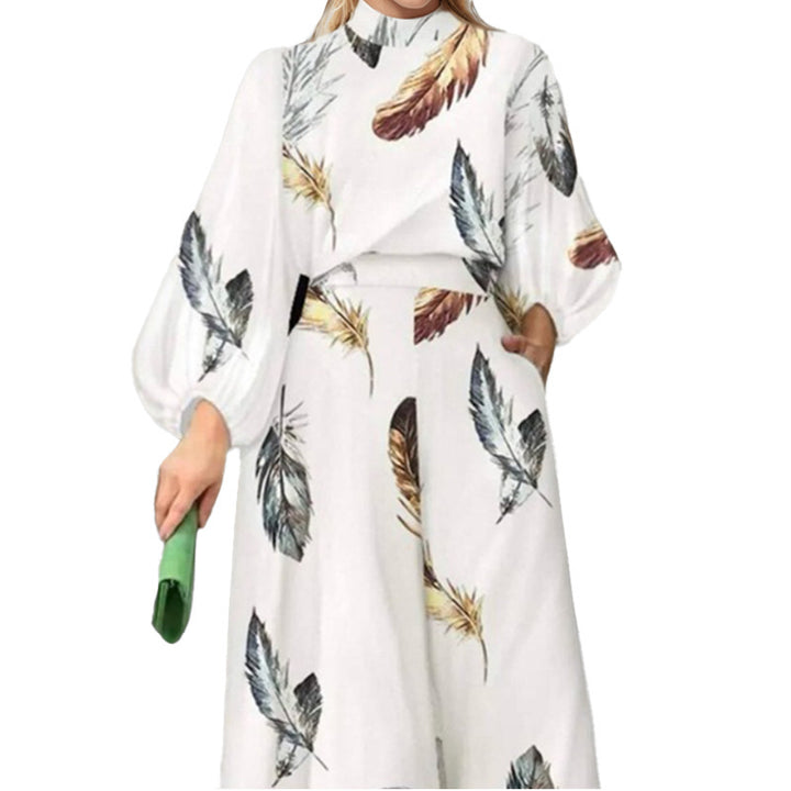 Ensemble élégant pour femme en deux pièces avec des manches en forme de ballon et un design en plumes Levoire
