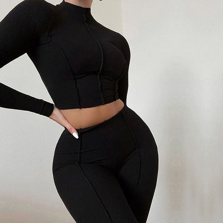 Ensemble sportif pour femmes avec une coupe flatteuse et des manches longues Levoire