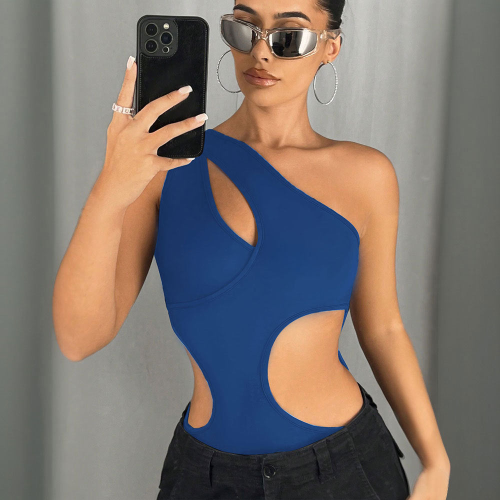 Maillot de bain asymétrique pour femmes avec design découpé tendance Levoire
