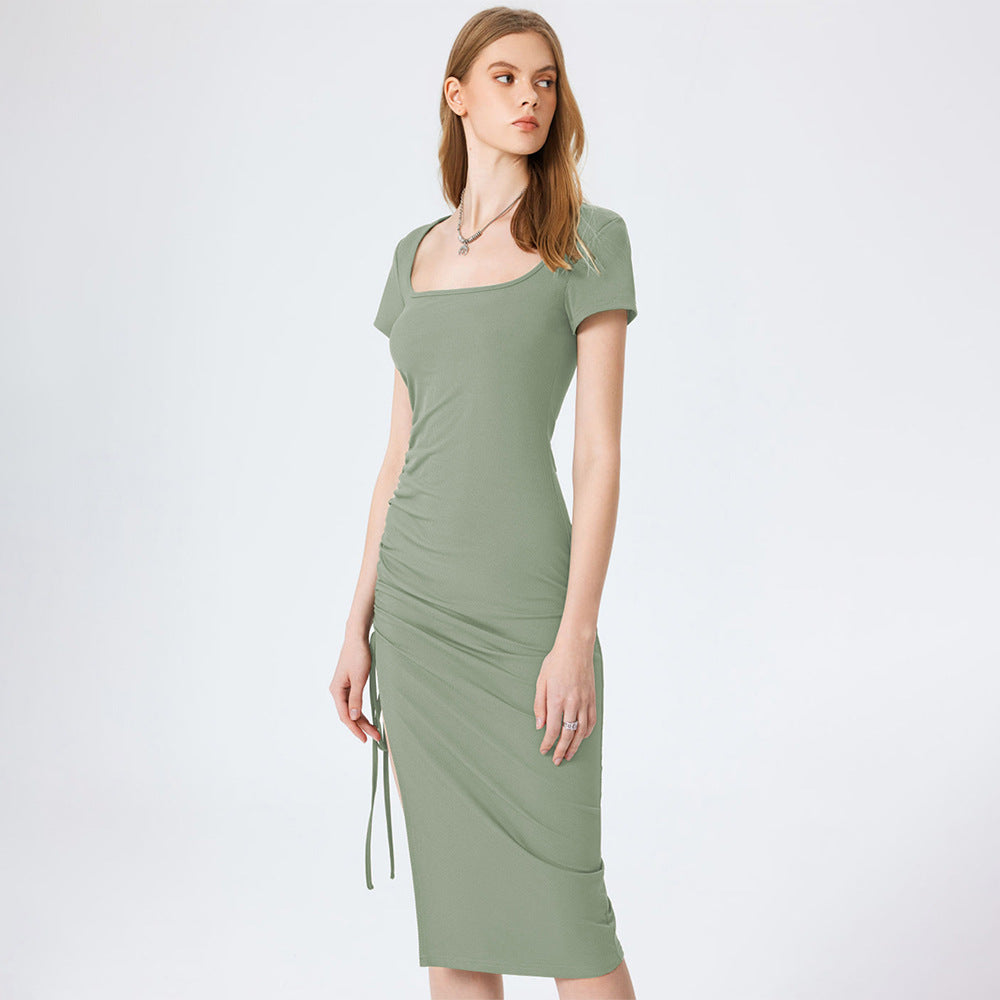 Robe midi ajustée pour femme avec fente latérale et détails froncés Levoire