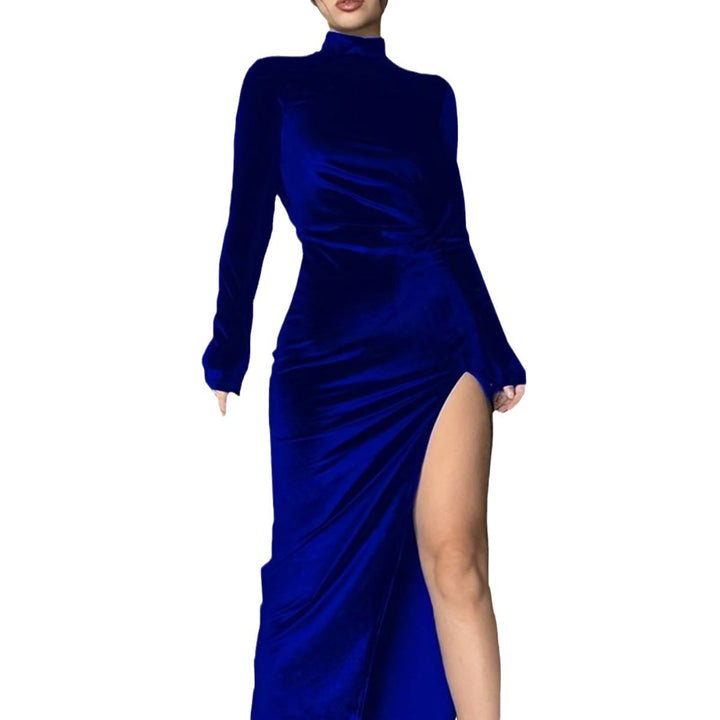 Robe maxi femme avec fente haute et élégant col montant look Levoire