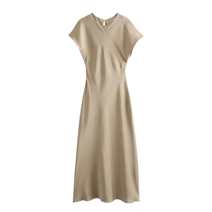 Levoire | Éblouissante robe midi sans manches à finition satinée