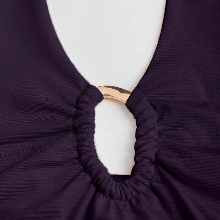 Top court pour femmes avec un design halter à la mode et une bande de lien chic Levoire