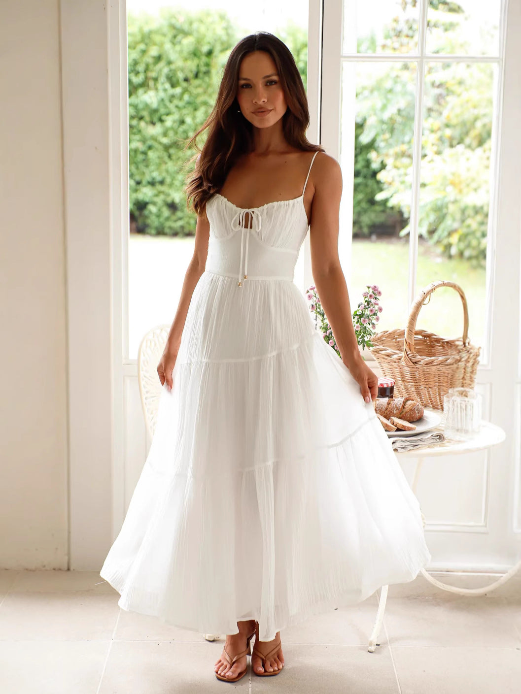 Robe maxi boho-chic pour femme avec bretelles spaghetti réglables et jupe volumineuse Levoire