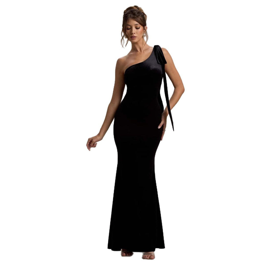 Robe Maxi Élégante pour Femme avec Design Off-Shoulder et Silhouette Slim Levoire