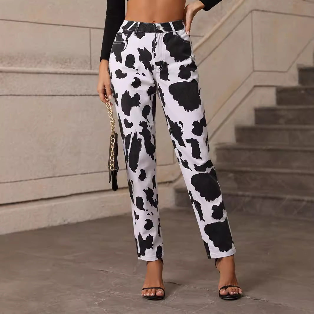 Jeans décontractés pour femmes avec un motif de taches de vache frappant Levoire