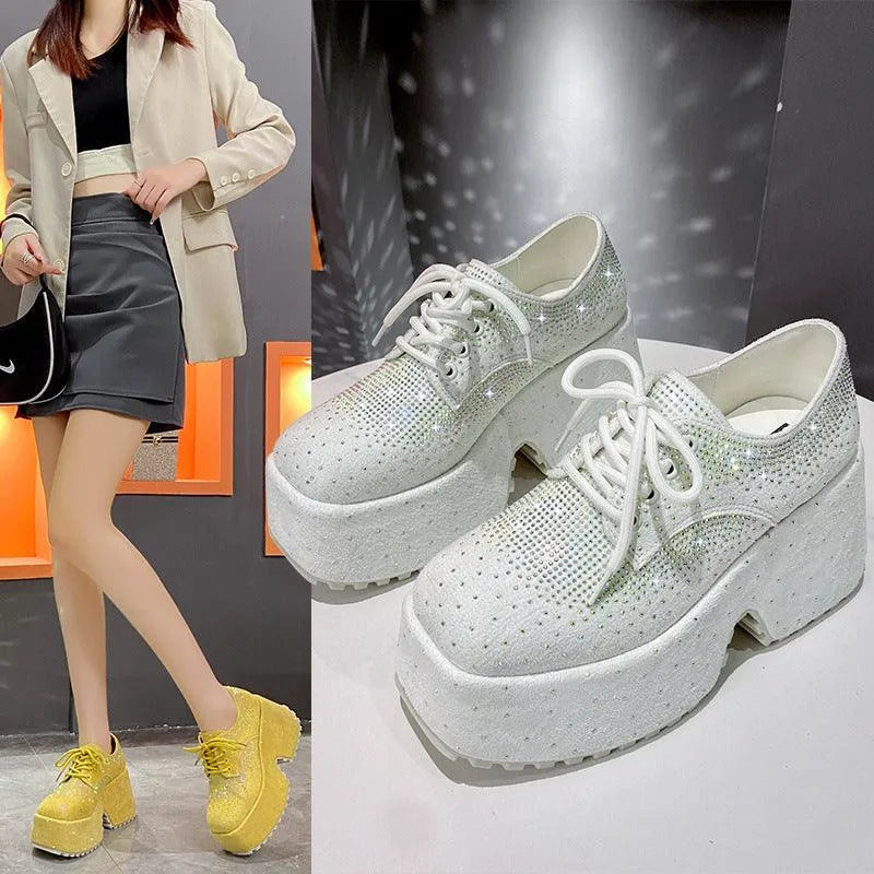 Levoire | Chaussures pour femmes avec décor étoile et strass