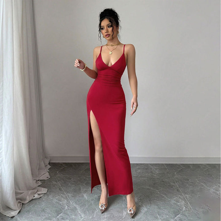 Robe maxi pour femmes avec décolleté en V profond et fente haute Levoire