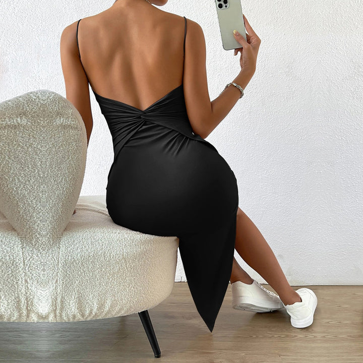 Robe maxi pour femmes avec des bretelles spaghetti étroites et une fente sur le côté Levoire