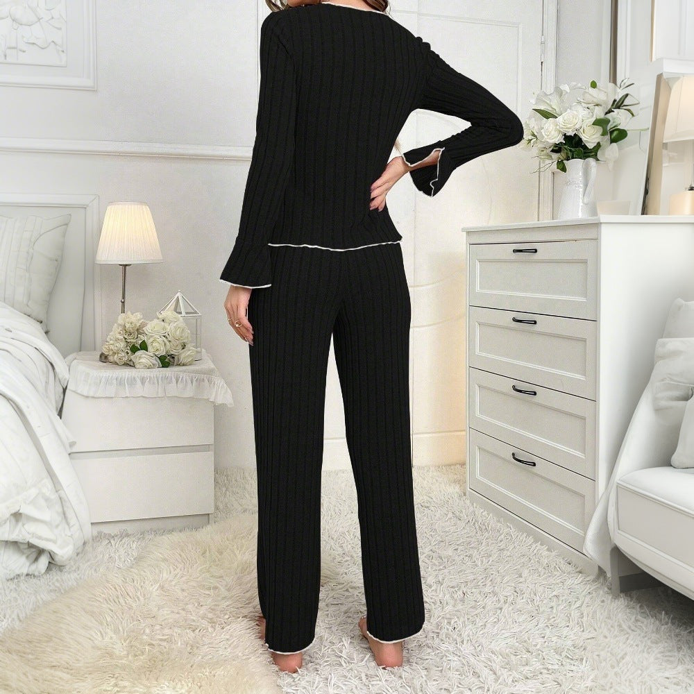 Ensemble de pyjama pour femmes avec coupe élégante et finitions délicates Levoire