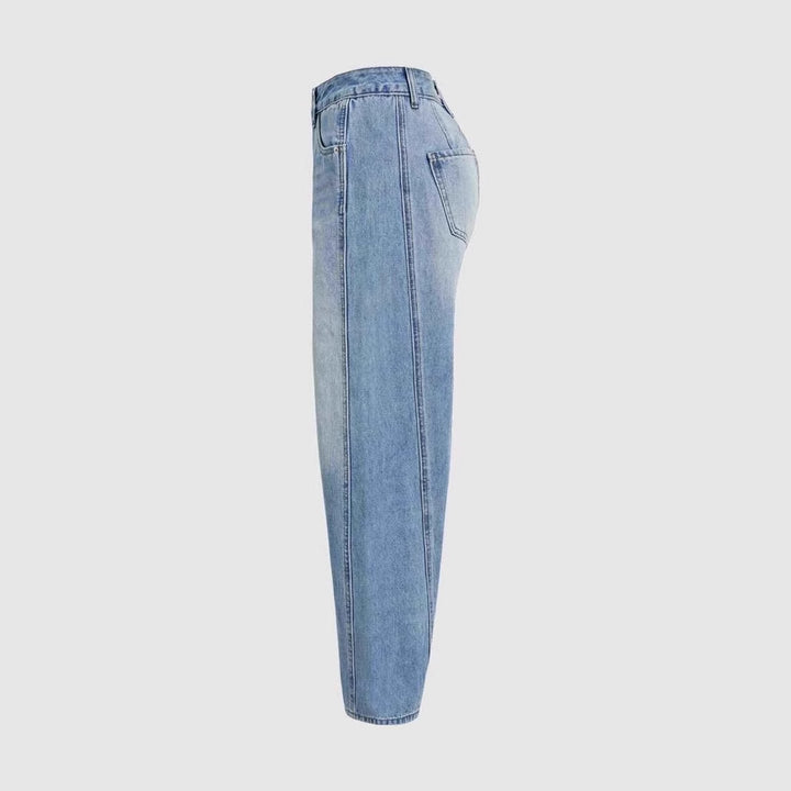 Jean femme ample au look vintage avec ourlet effiloché Levoire