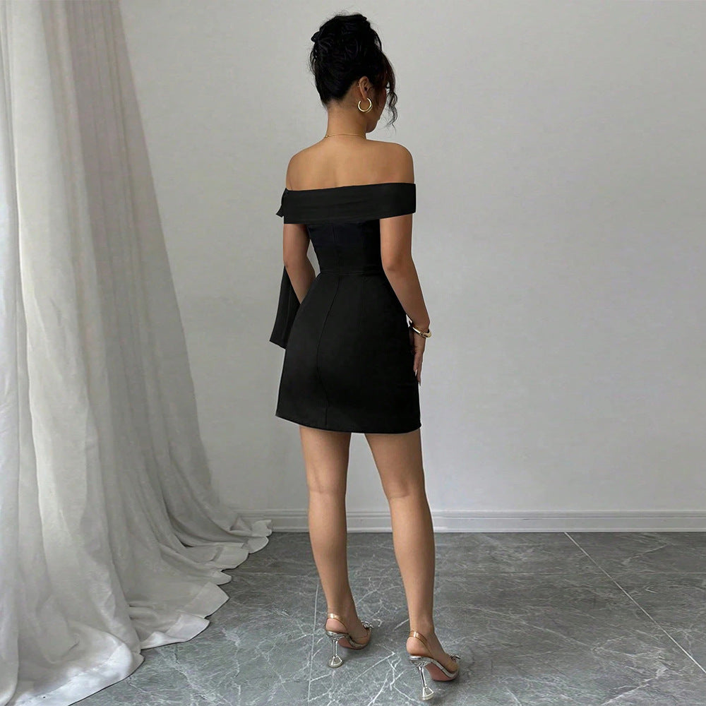Robe mini femme avec design décolleté et fermeture élégante en nœud Levoire