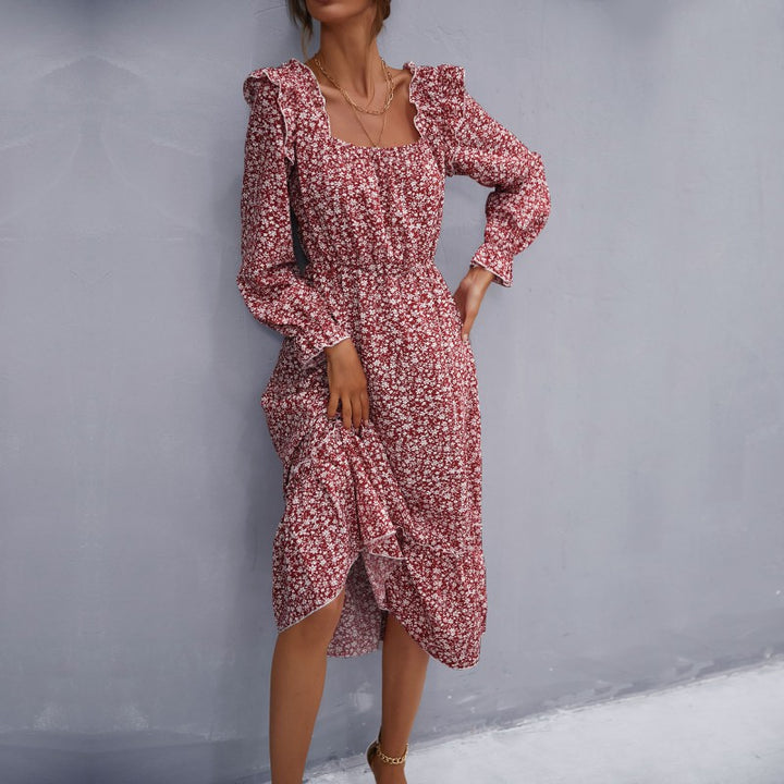 Robe maxi romptique pour femme avec des détails en volants et des motifs floraux Levoire