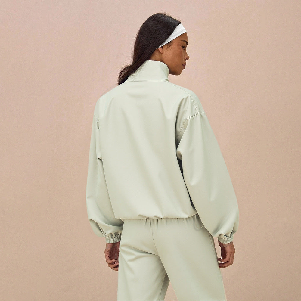Veste fonctionnelle sportive pour femmes avec poignets de manches élastiques et pantalon ample Levoire