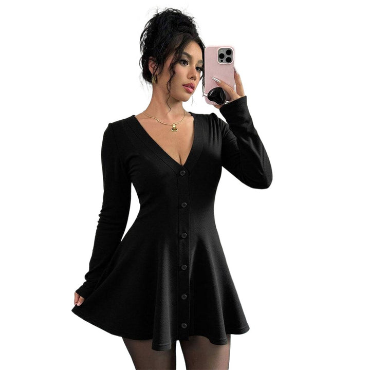 Robe tricotée midi pour femmes avec un décolleté en V profond et une patte de boutonnage Levoire