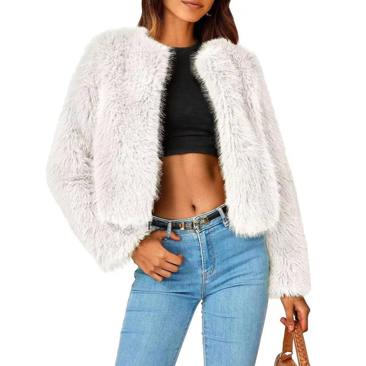 Veste en polaire pour femme avec un design en fourrure luxueux et des manches volumineuses Levoire