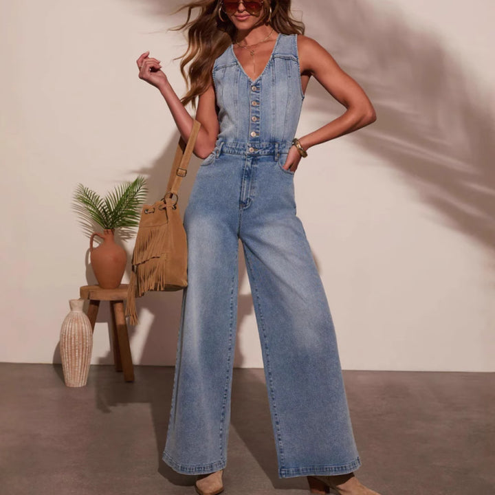 Salopette en denim pour femmes avec taille haute et détails en bouton Levoire