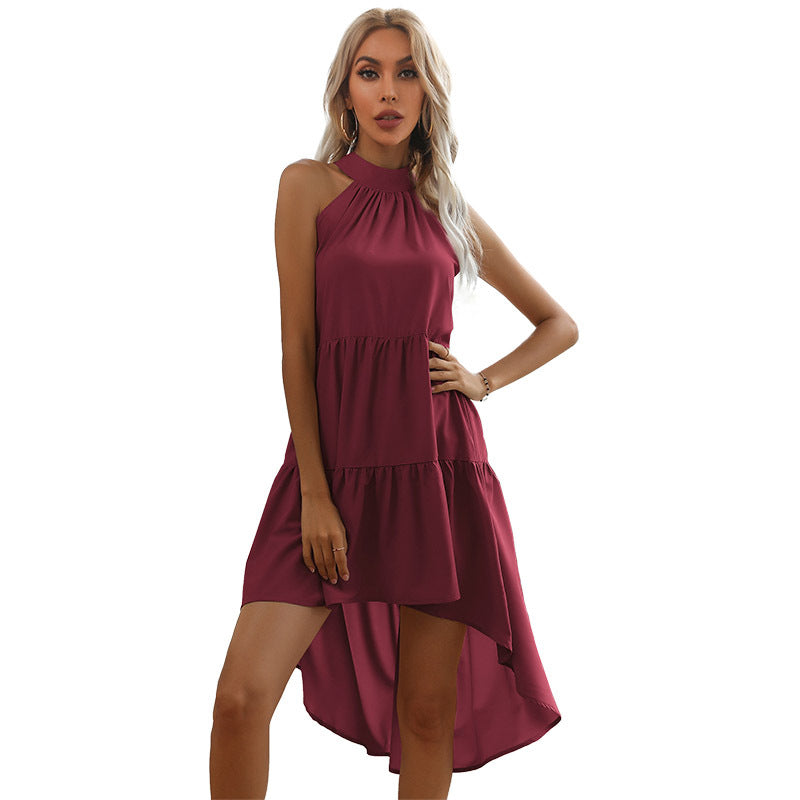 Robe de soirée chic pour femmes avec col haut et jupe fluide Levoire