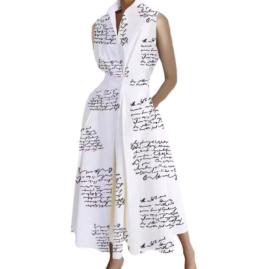 Robe midi élégamment ajustée pour femmes avec un profond décolleté en V et des poches pratiques Levoire