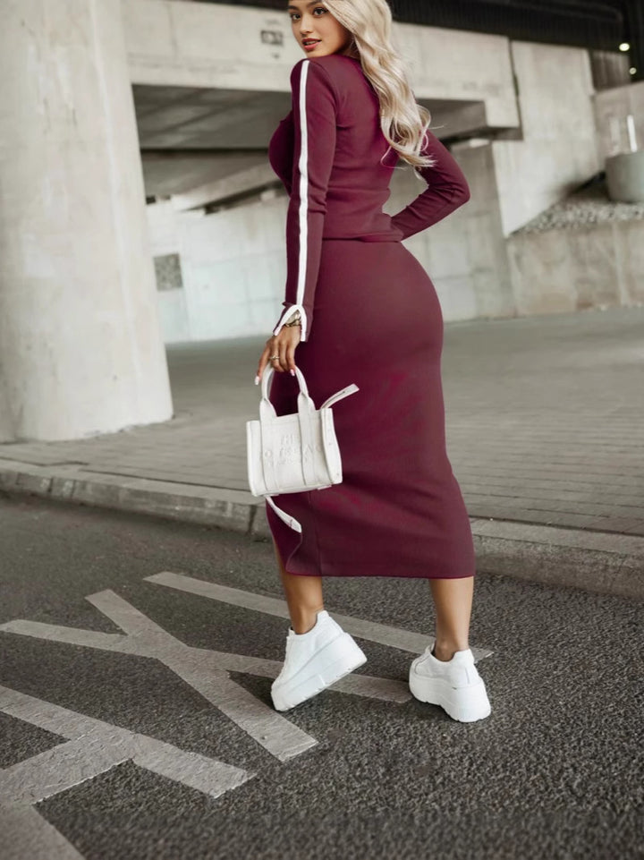 Robe en tricot élégante pour femmes avec fente latérale et rayures contrastantes Levoire
