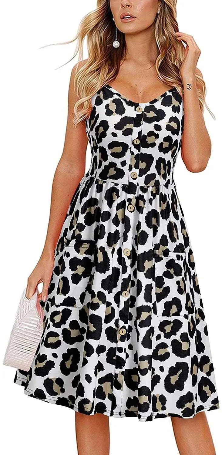 Levoire | Robe pour femmes avec décolleté en V et large ourlet Noir