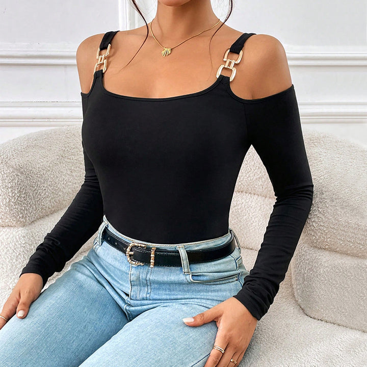 Body pour femmes avec design à épaules dénudées et fermoirs décoratifs Levoire