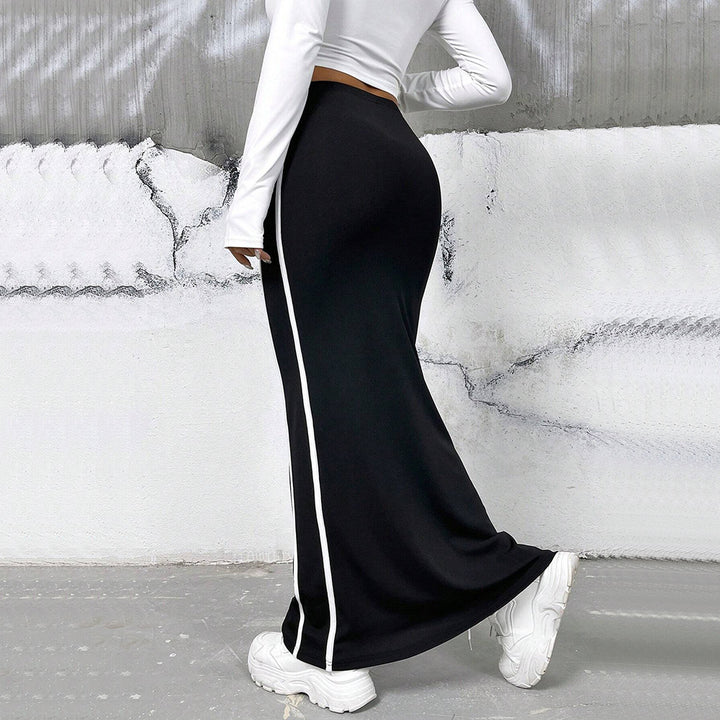 Jupe maxi pour femme avec des bandes latérales et une coupe près du corps Levoire