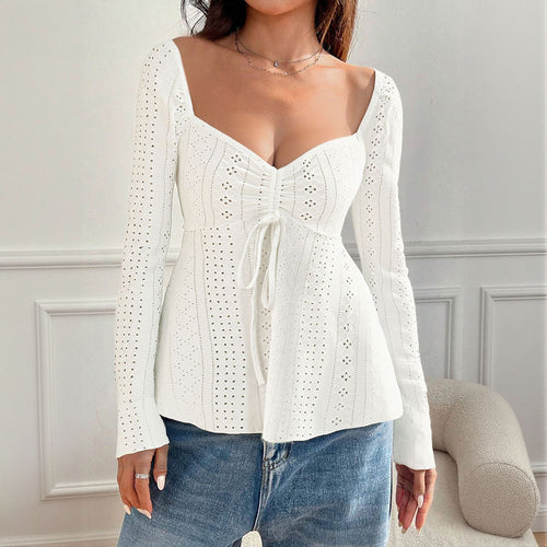 Blouse pour femme avec des détails en volants décorés et un design élégant à lacets Levoire