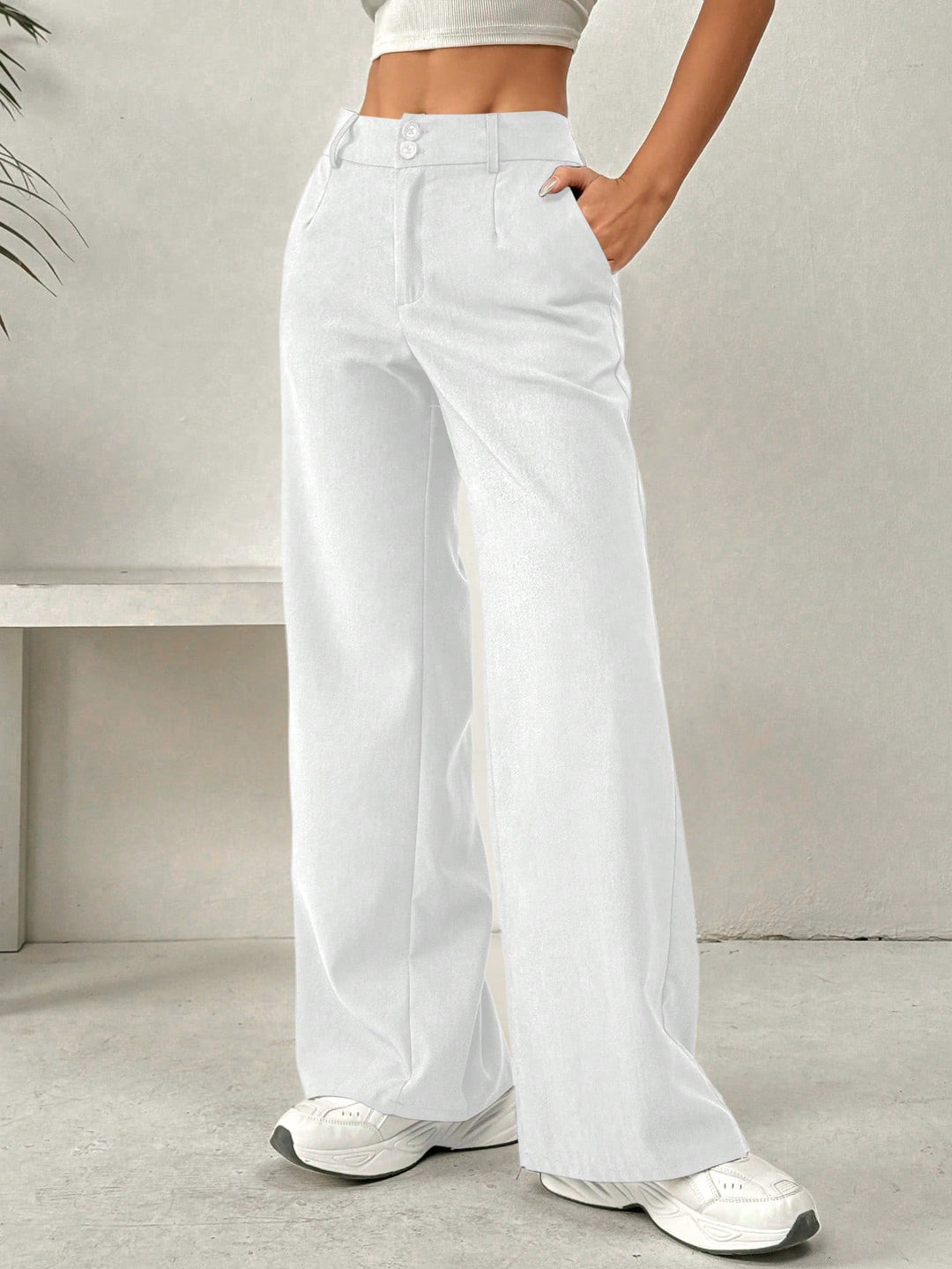 Pantalons larges décontractés pour femmes avec taille haute et élégants détails de boutons Levoire
