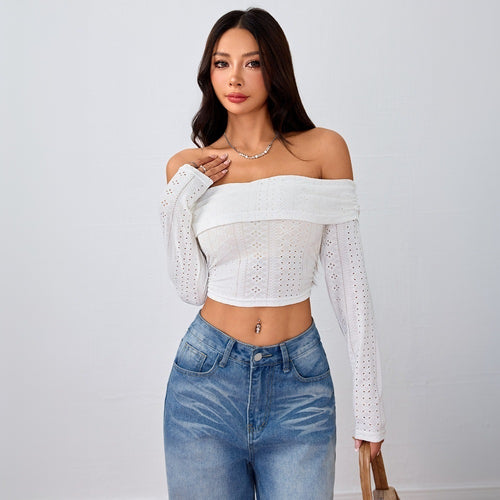 T-shirt court décolleté plongeant pour femmes avec manches bouffantes longues et structure en dentelle élégante Levoire