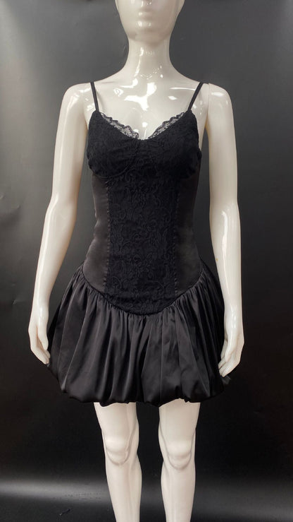 Levoire | Élégant robinet de ballet à spaghetti cintrée en A noir