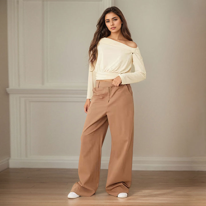 Haut élégant pour femmes à épaules dénudées avec design drapé et fronces Levoire