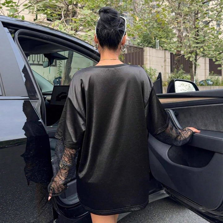 T-shirt de sport oversized pour femmes avec un design de manches en mesh excitant Levoire