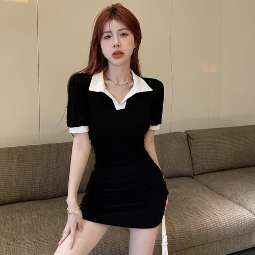 Levoire | Robe à encolure échancrée Slim Fit Conçue Robe Bodycon