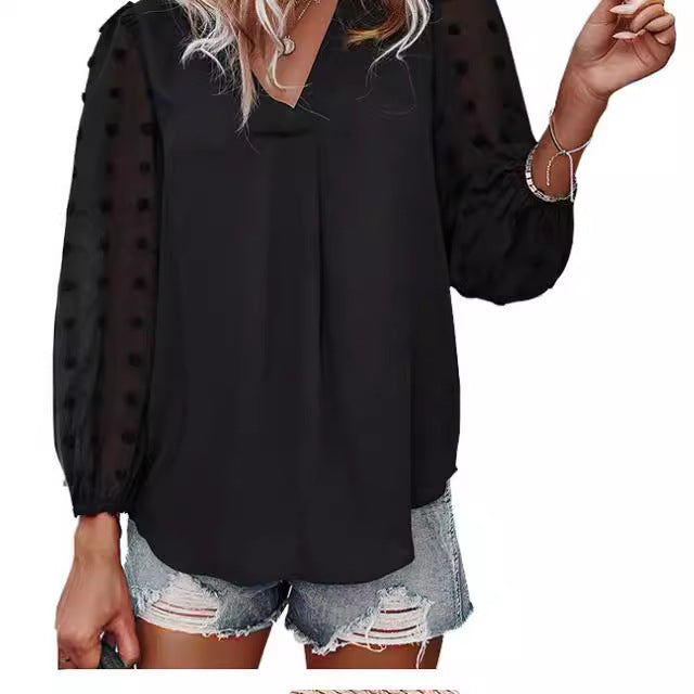 Blouse pour femmes avec des manches bouffantes transparentes et un détail à pois Levoire