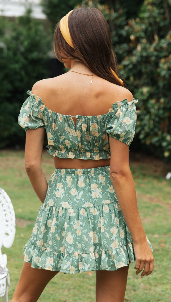 Ensemble femme deux pièces avec volants volumineux et design floral Levoire