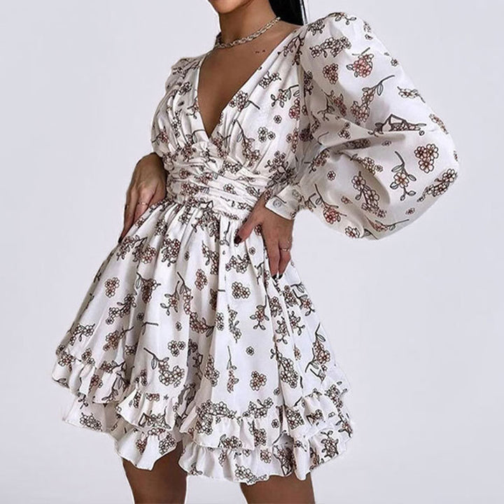 Robe à fleurs ludique pour femmes avec des manches volumineuses et une jupe froncée Levoire