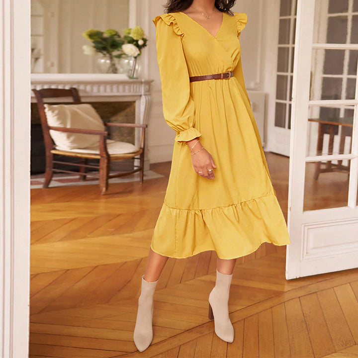 Robe midi pour femme avec un élégant design volant et une fente latérale Levoire