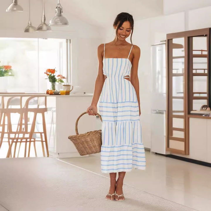 Robe maxi pour femmes avec design rayé et éléments découpés Levoire