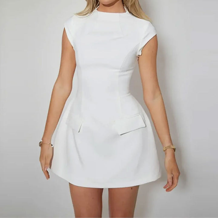 Robe mini ajustée pour femmes avec poches et taille haute Levoire