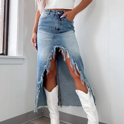 Jupe en denim pour femmes dans un style moderne à haute-bas avec des détails en franges Levoire