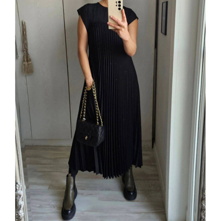 Robe maxi plissée élégante pour dames avec poches pratiques Levoire